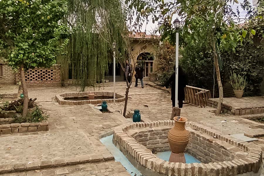 کلبه نرگس - روستای باغ گلبن - گرگان