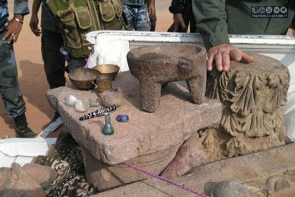 قاچاقچی آثار باستانی در هنگ مرزی اترک